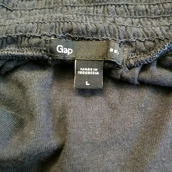 Gap Top - Picture 3 of 3